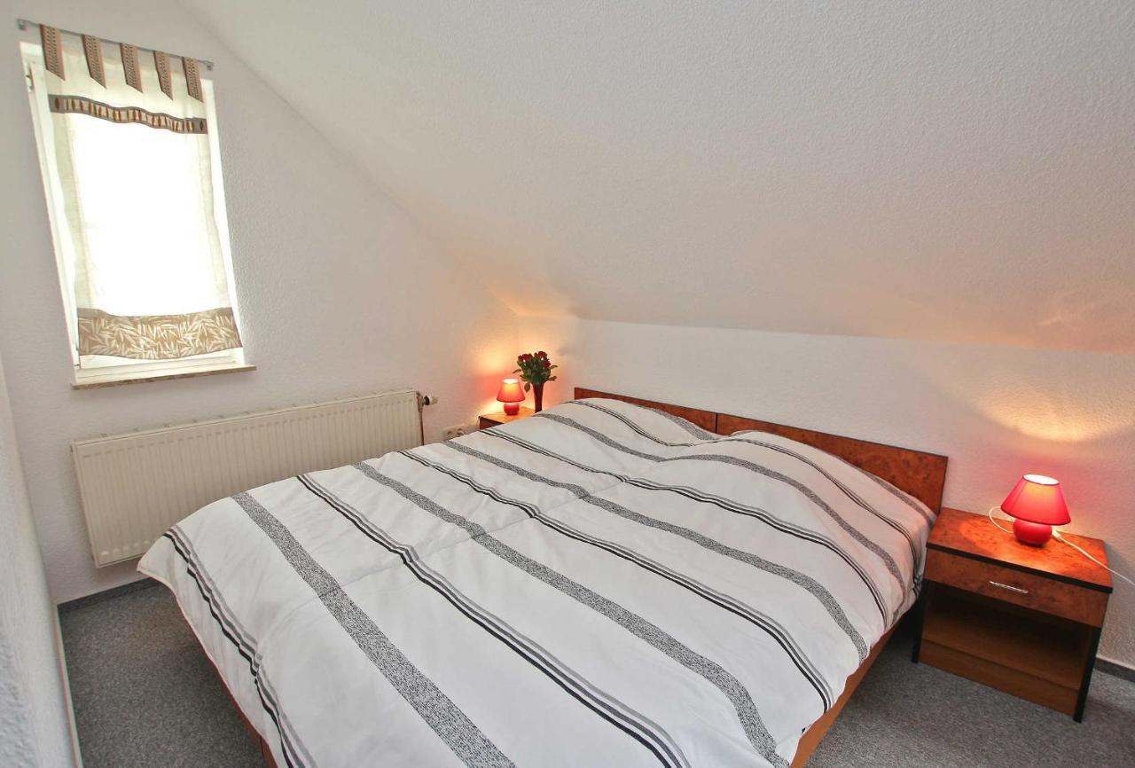 Gemütliche, ruhig gelegene Pension bei Putbus RÜG 2330 Exterior foto